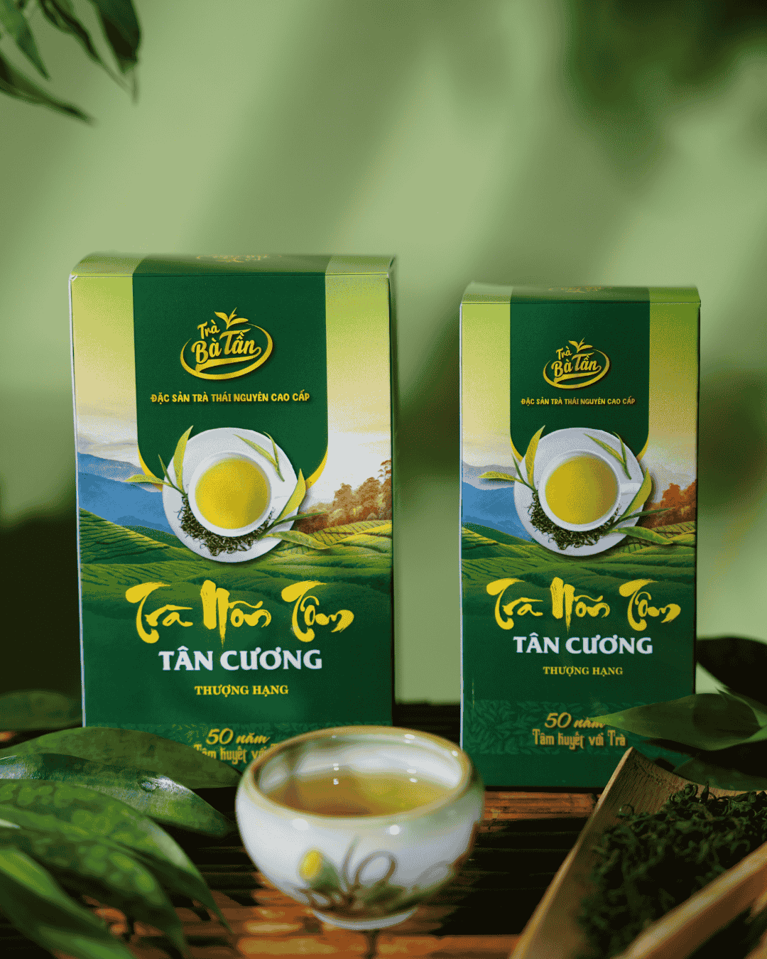 Green and Black Modern Minimalist Summer Drink Instagram Post